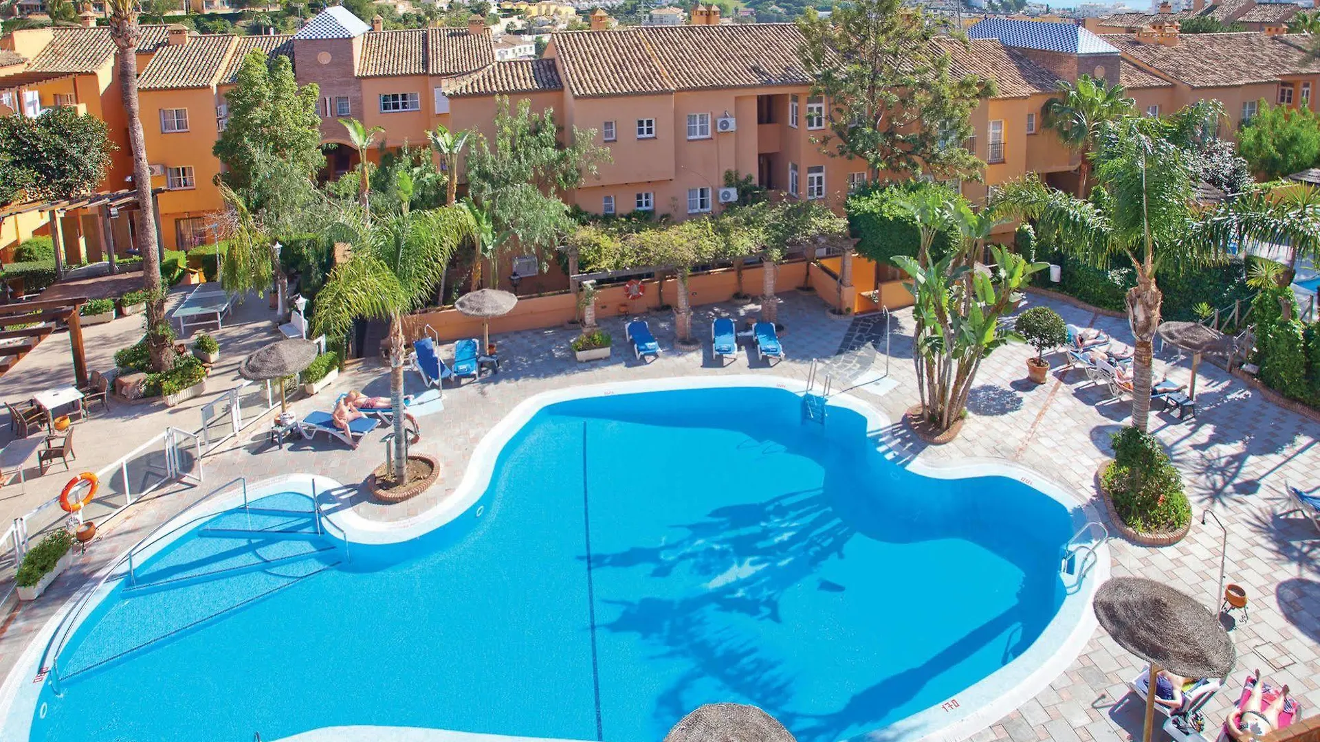 Aparthotel Mijas Costa Oasis By Grangefield Oasis Club Sitio de Calahonda