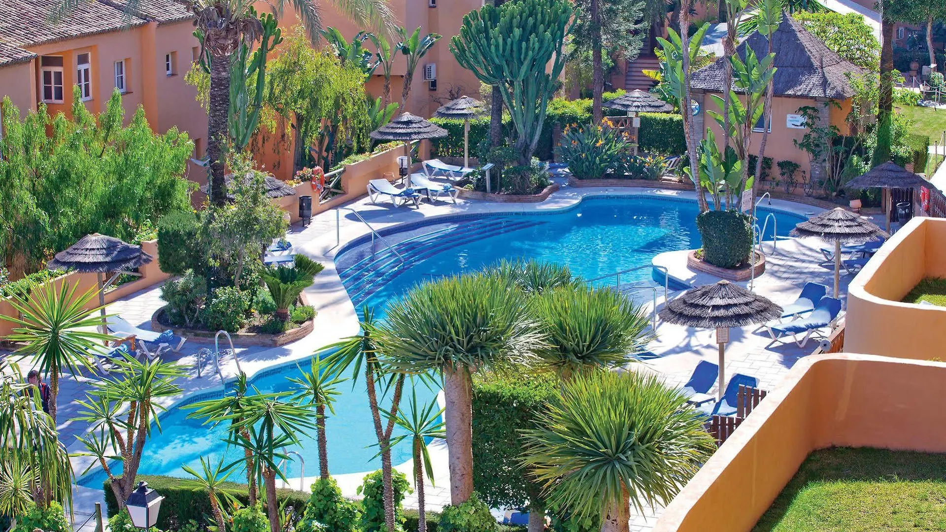 ***  Aparthotel Mijas Costa Oasis By Grangefield Oasis Club Sitio de Calahonda España